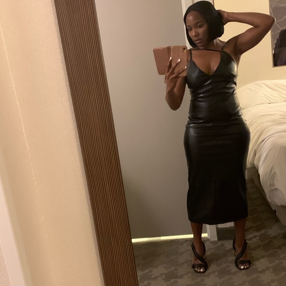 Boutique Owner - Picture 3 of 5